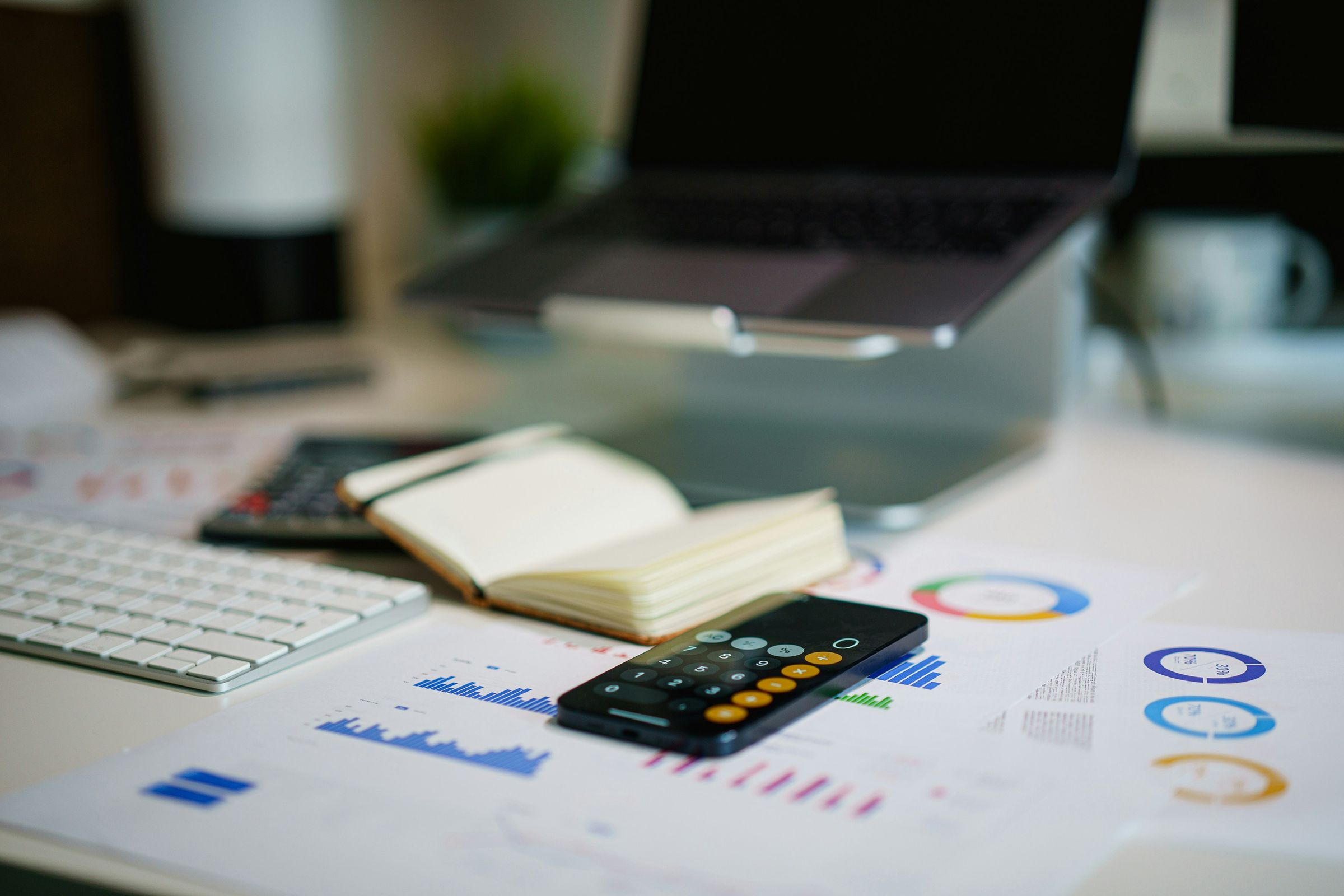 5 Reasons Why You Should Start Tracking Your Spending